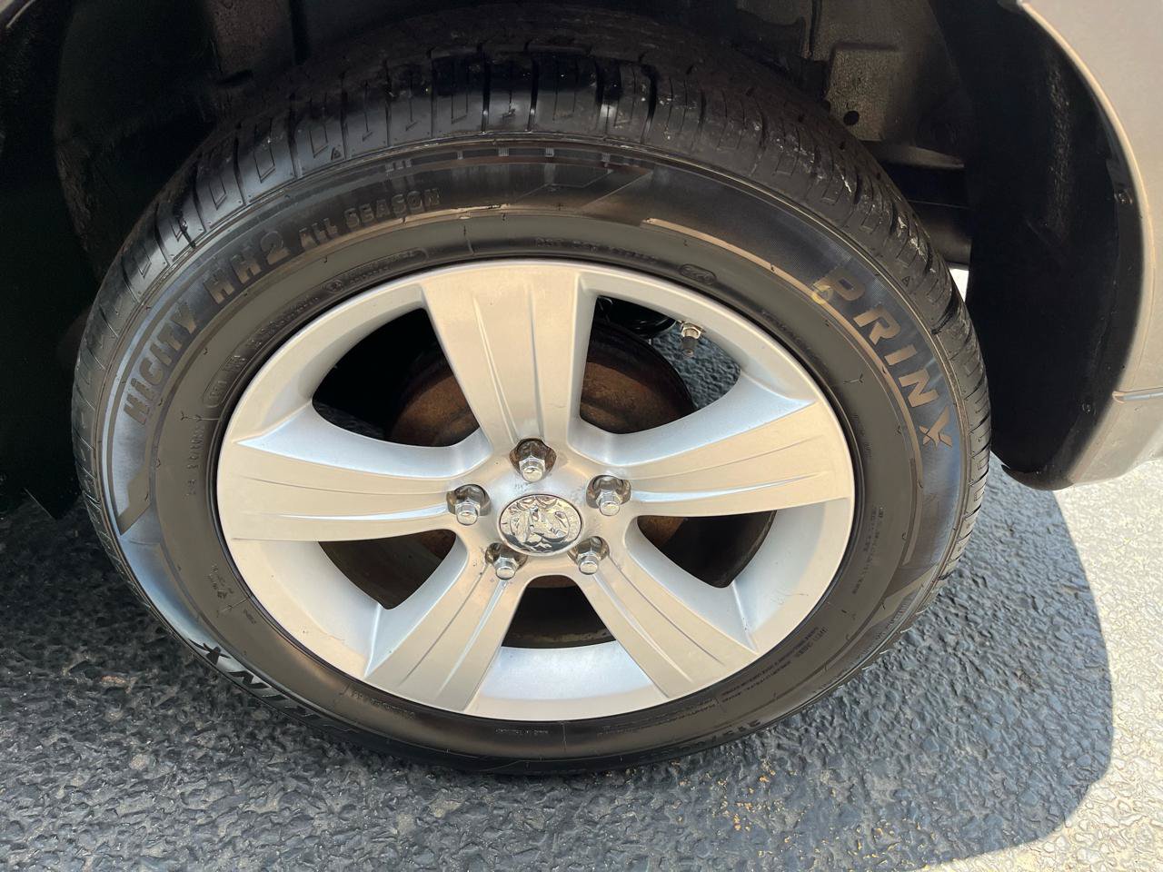 Used 2011 Dodge Caliber Mainstreet FWD image 14