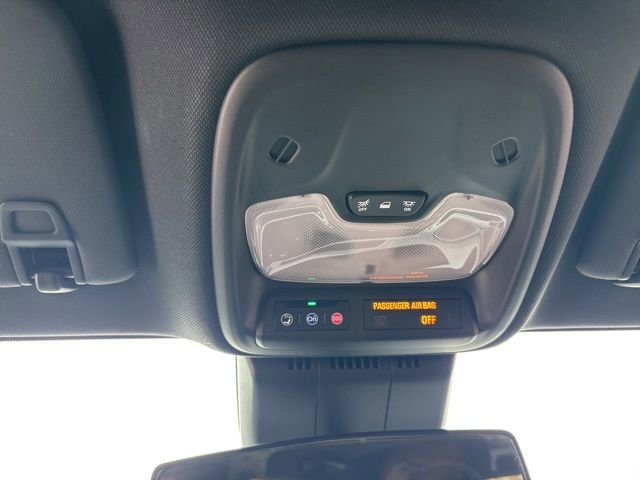 Used 2023 Chevrolet Colorado W/T w/ Advanced Trailering Package RWD image 24