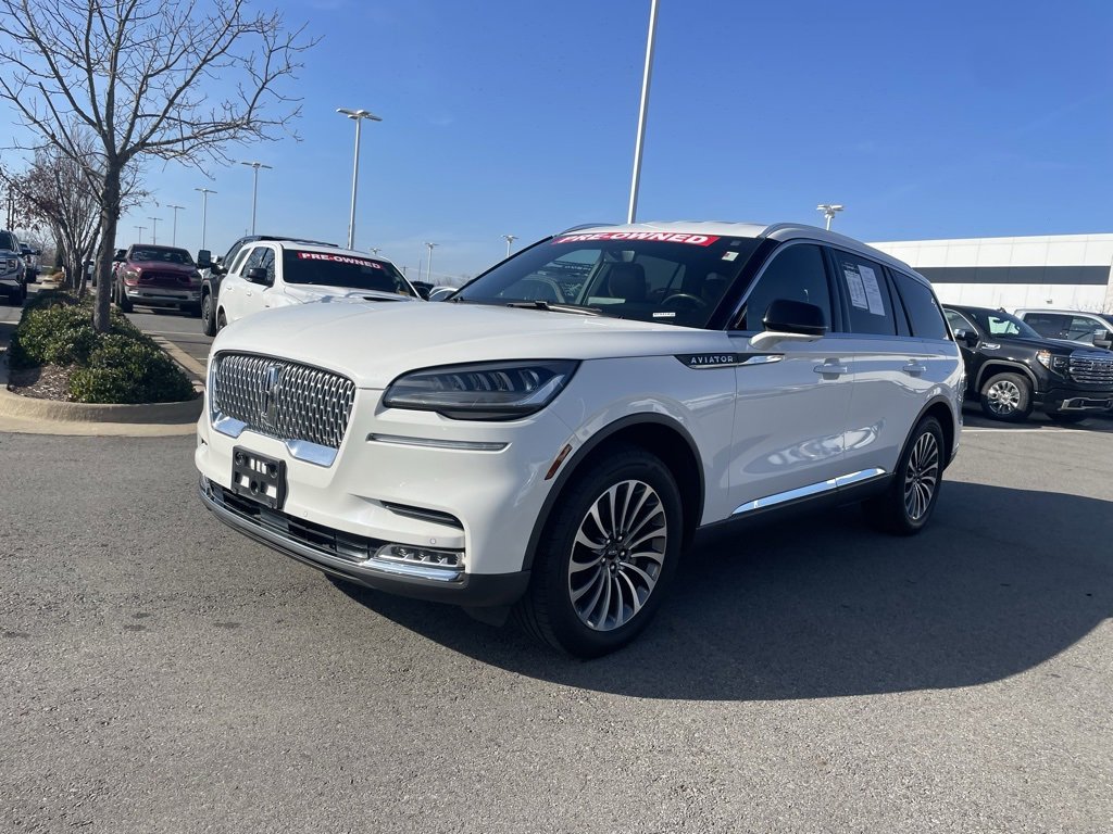 Used 2020 Lincoln Aviator Reserve w/ Elements Package Plus image 3