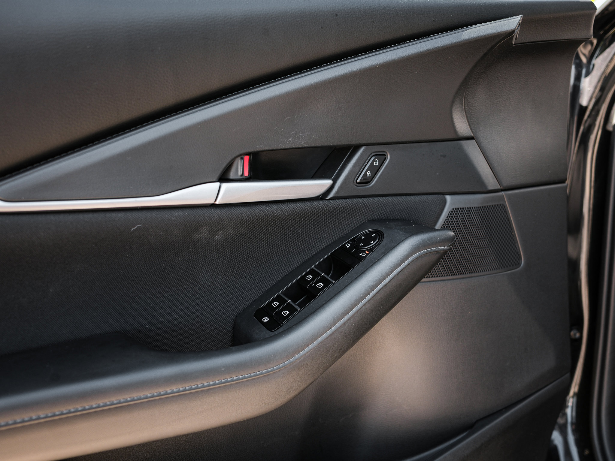 Used 2023 MAZDA CX-30 AWD 2.5 S image 15