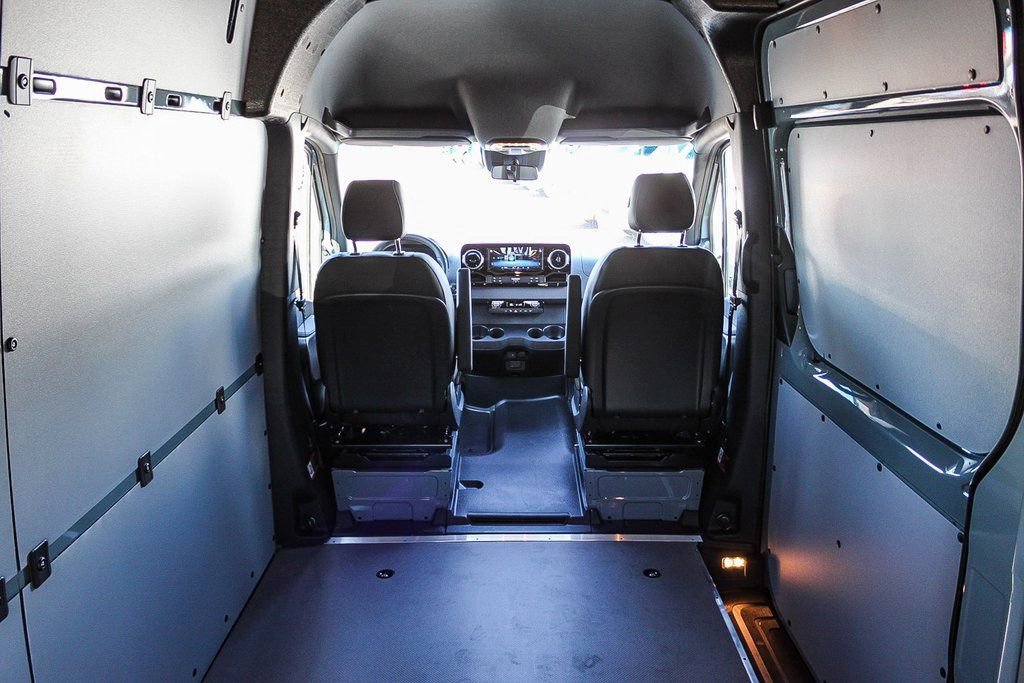 Used 2024 Mercedes-Benz Sprinter 144 Cargo image 23