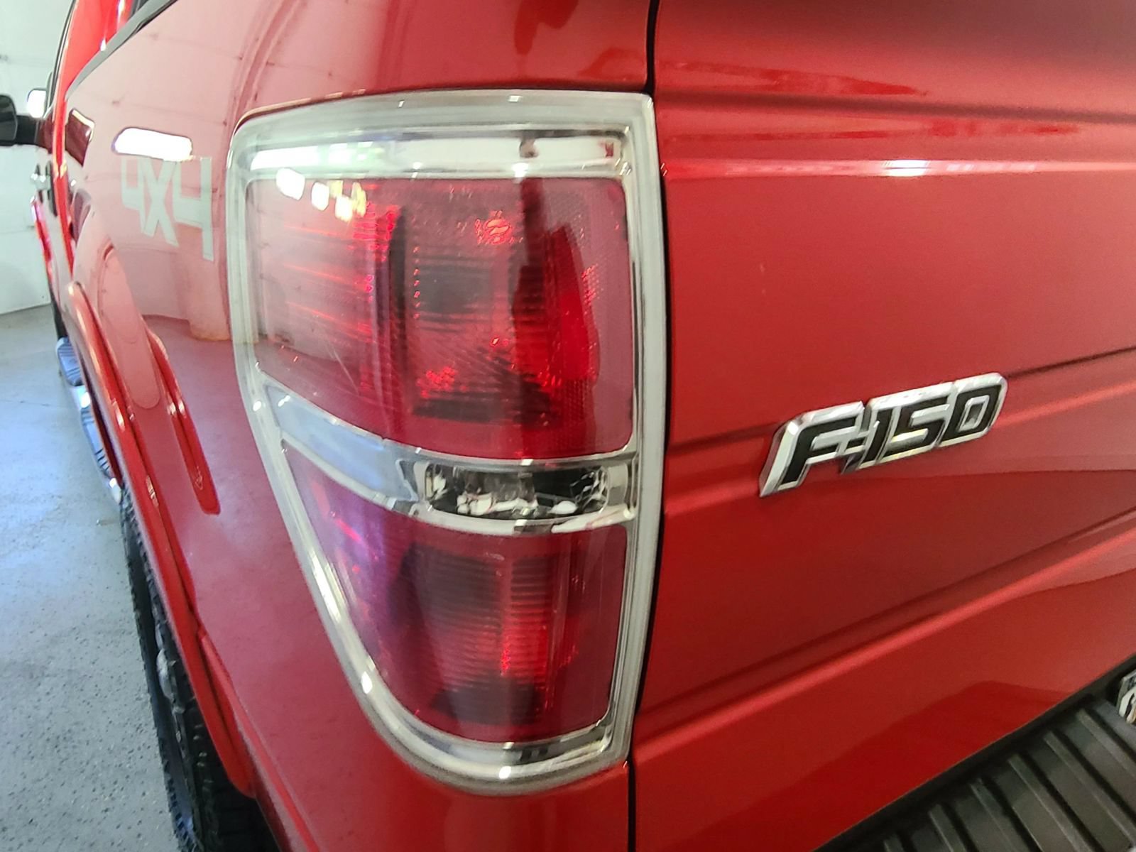 Used 2011 Ford F150 XLT w/ XLT Chrome Pkg AWD/4WD image 9