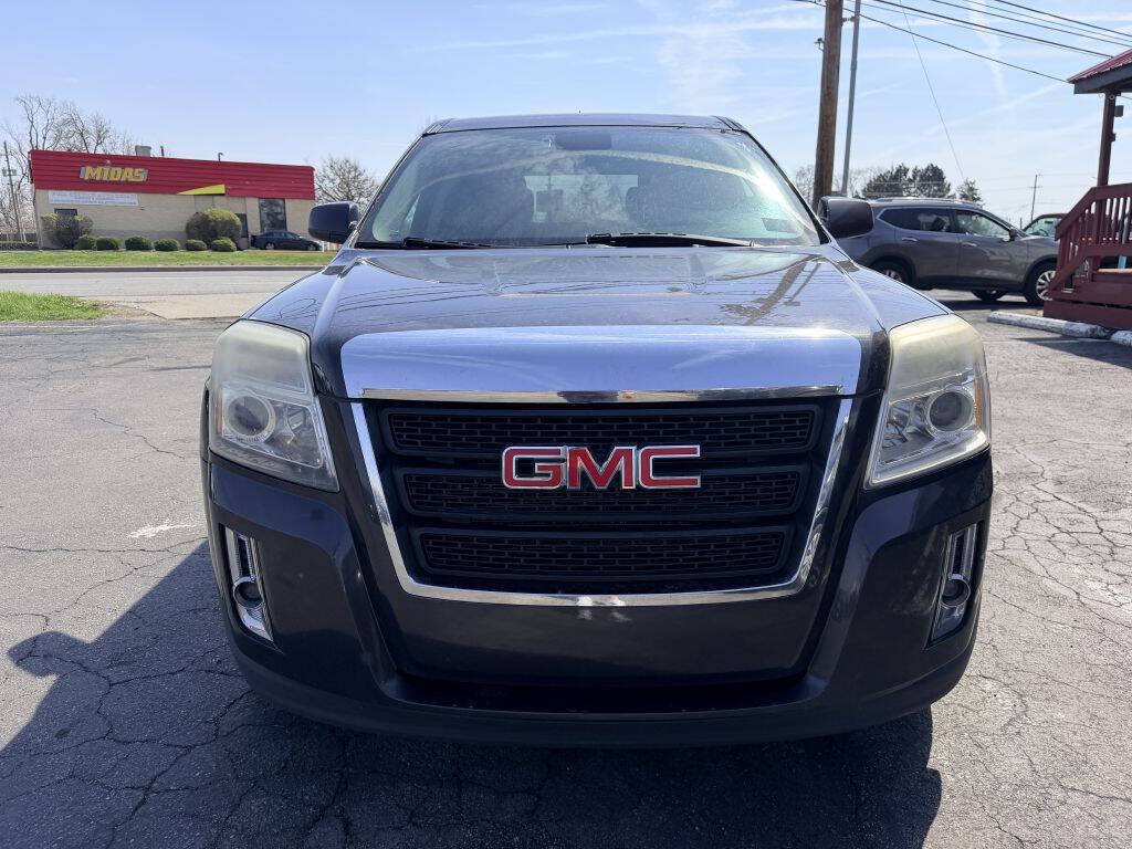 Used 2013 GMC Terrain SLE FWD image 2