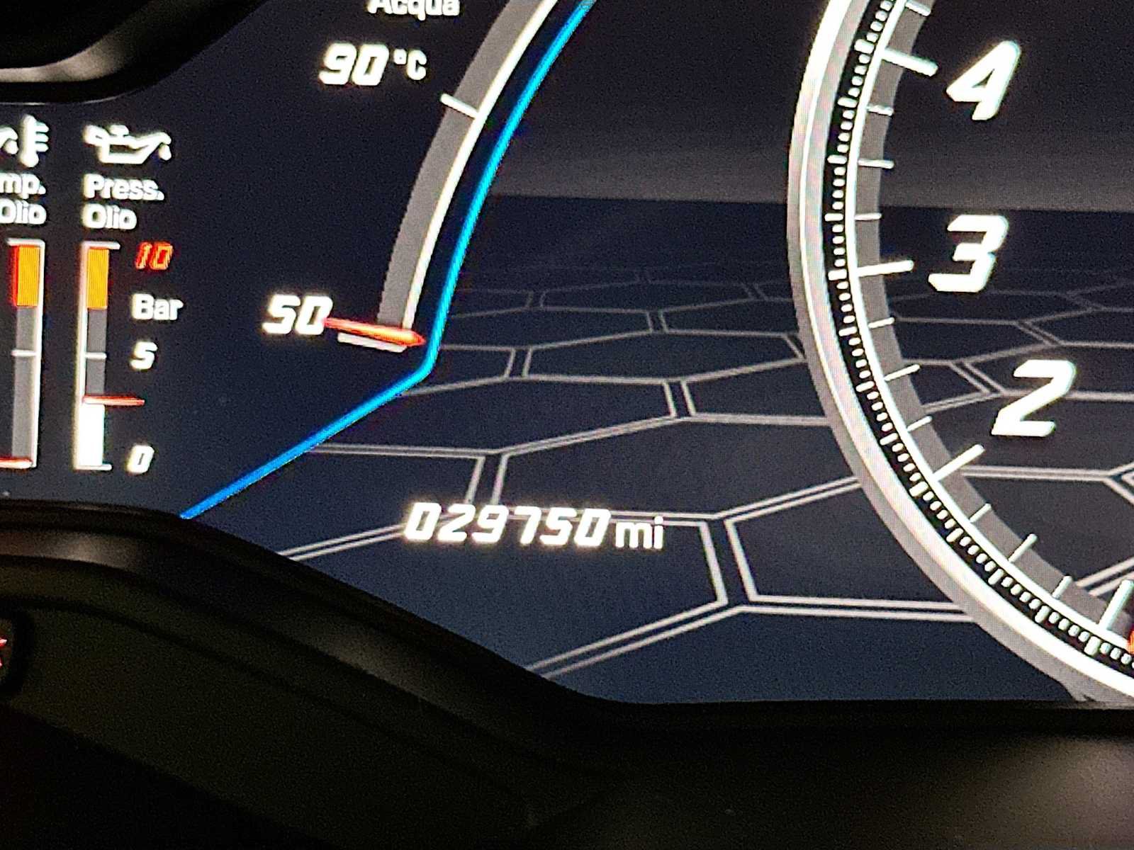 Used 2022 Lamborghini Huracan EVO RWD image 12