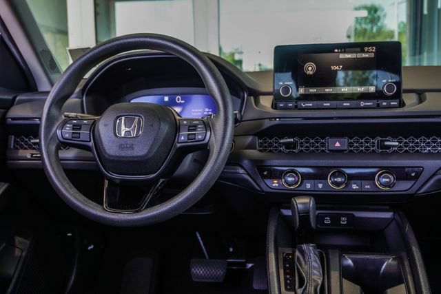 Used 2023 Honda Accord EX image 16