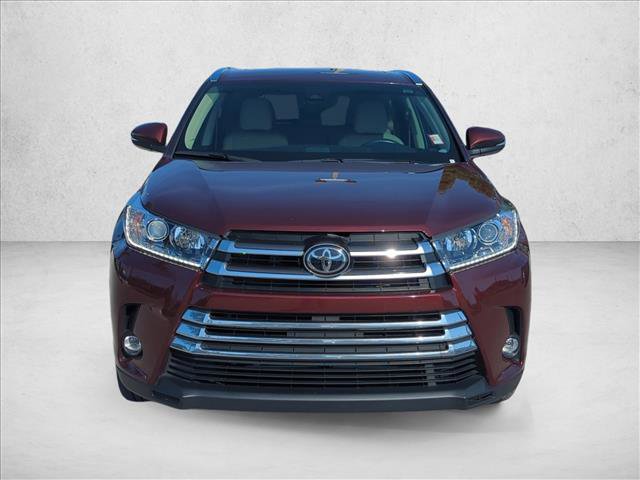 Certified 2019 Toyota Highlander Limited AWD/4WD image 2