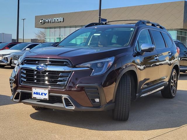 Used 2023 Subaru Ascent Touring image 2