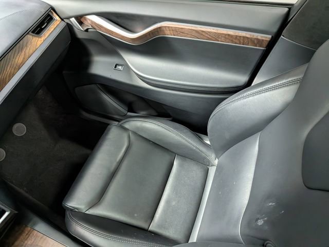 Used 2020 Tesla Model X Long Range image 8