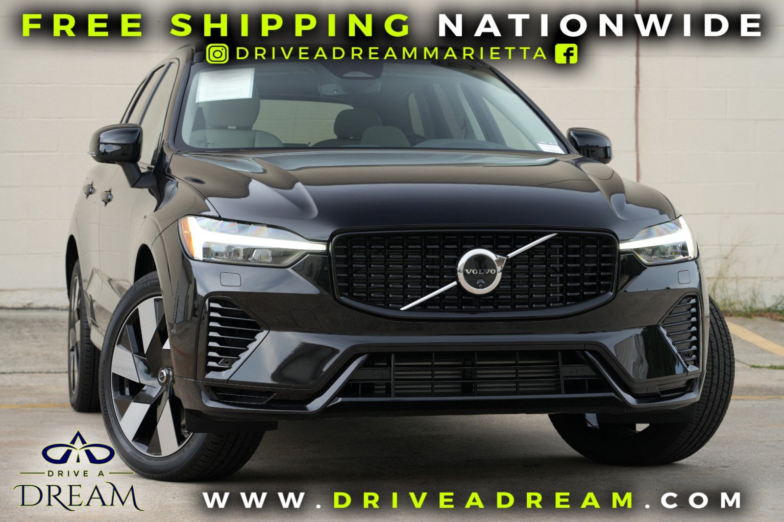 Used 2025 Volvo XC60 T8 Plus w/ Protection Package Premier AWD/4WD image 2