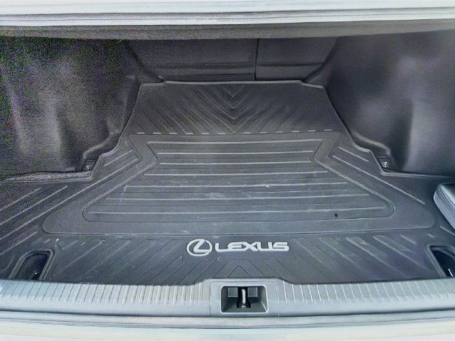Used 2023 Lexus IS 350 F Sport w/ Memory Package RWD image 12