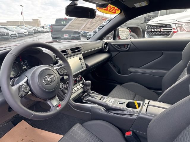 Used 2022 Toyota GR86 w/ ALL Weather Mat Package (TMS) image 10