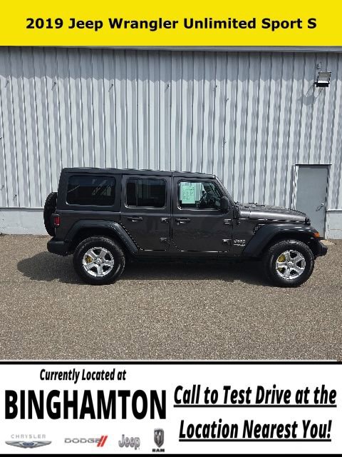 Used 2019 Jeep Wrangler Unlimited Sport S AWD/4WD image 3