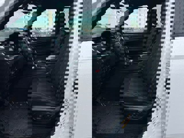 New 2025 Jeep Grand Cherokee L Laredo image 10