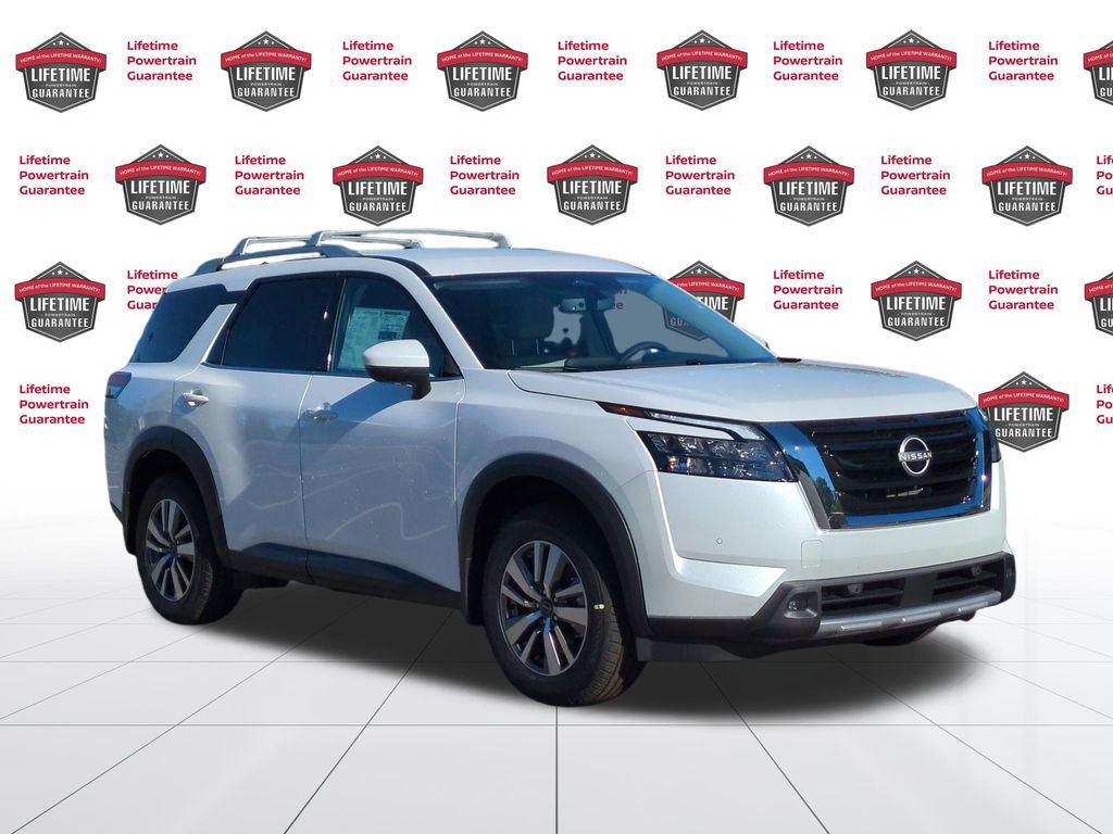 New 2025 Nissan Pathfinder SL