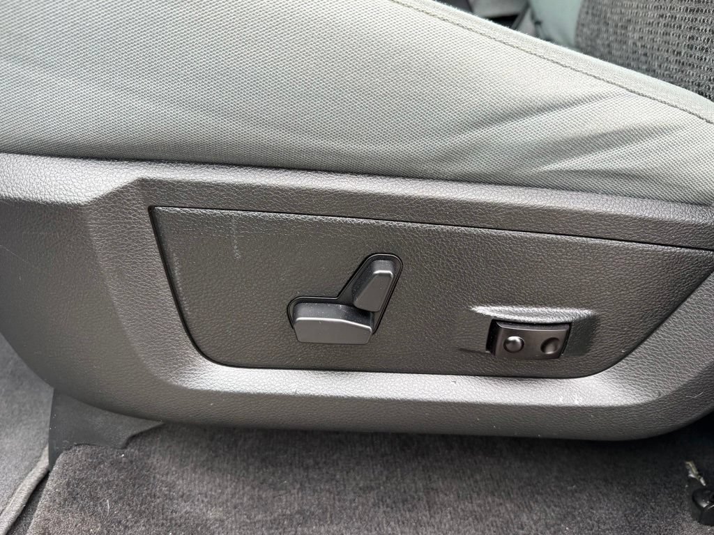 Used 2018 RAM 1500 Big Horn AWD/4WD image 30