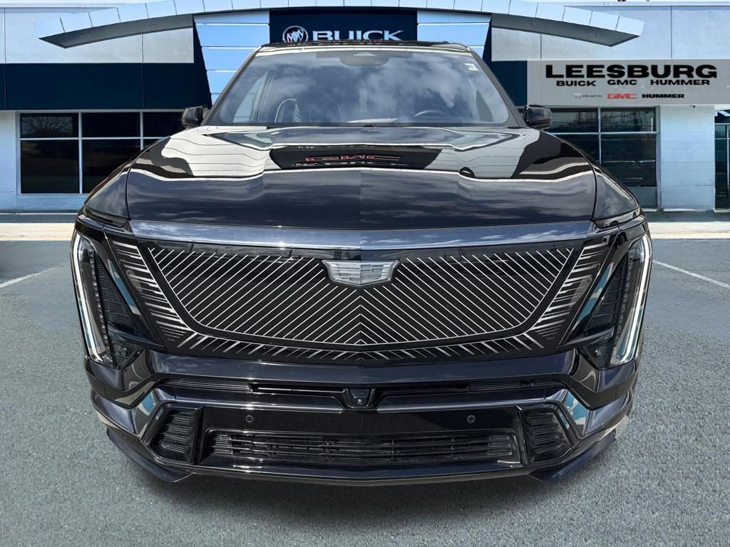 Used 2026 Cadillac Vistiq Platinum w/ LPO, Floor Liner Package AWD/4WD image 2