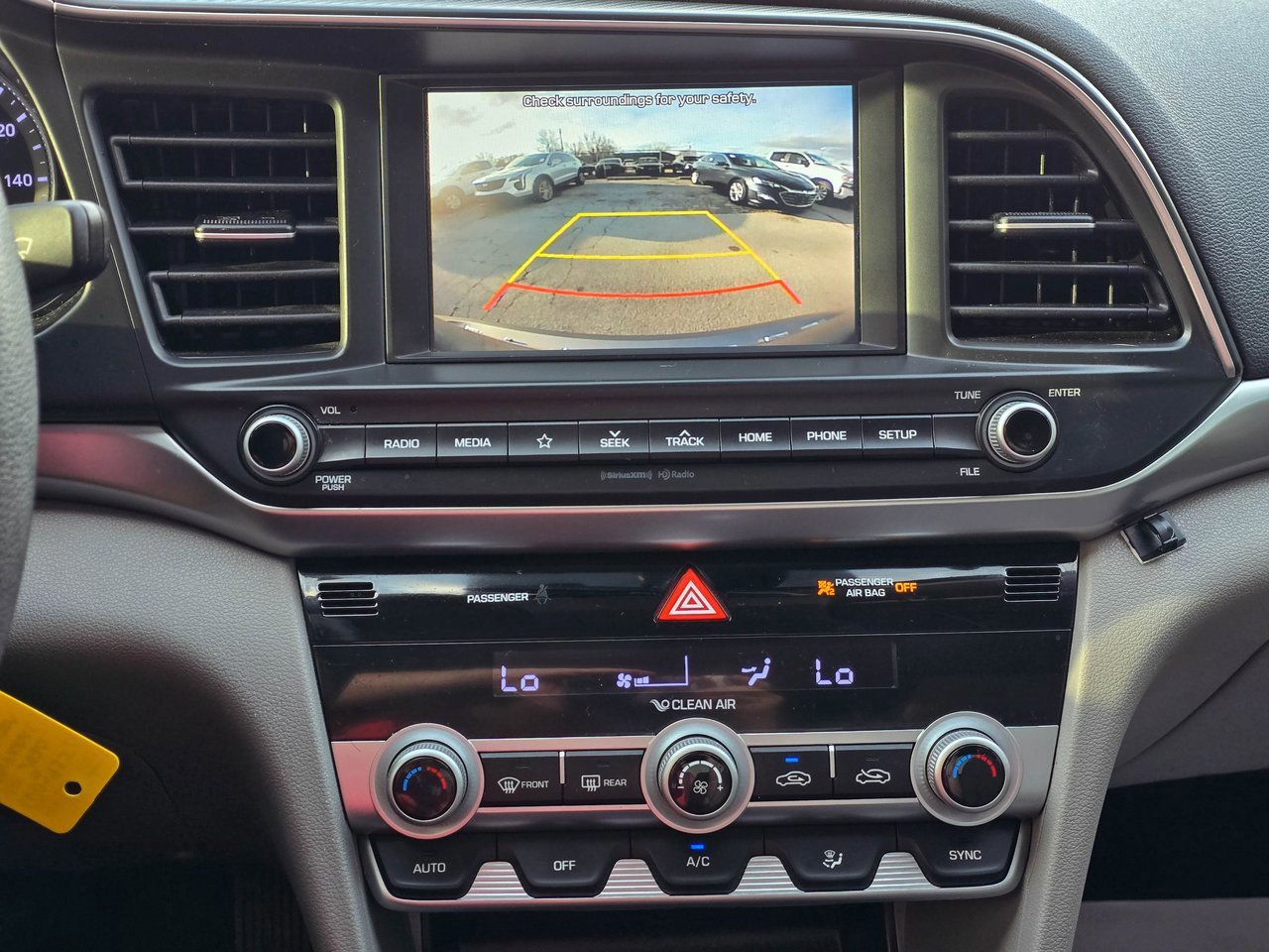 Used 2020 Hyundai Elantra SEL image 18