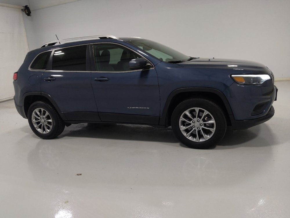 Used 2020 Jeep Cherokee Latitude Plus w/ Comfort/Convenience Group AWD/4WD image 11