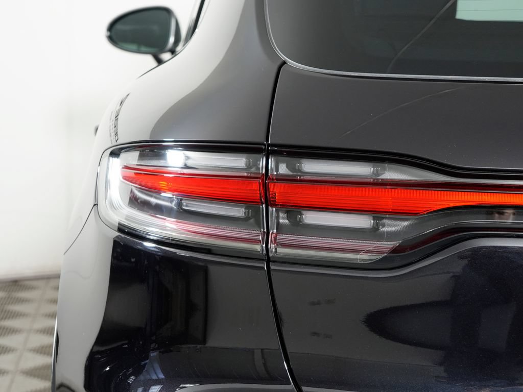 Certified 2026 Porsche Macan Turbo AWD/4WD image 12