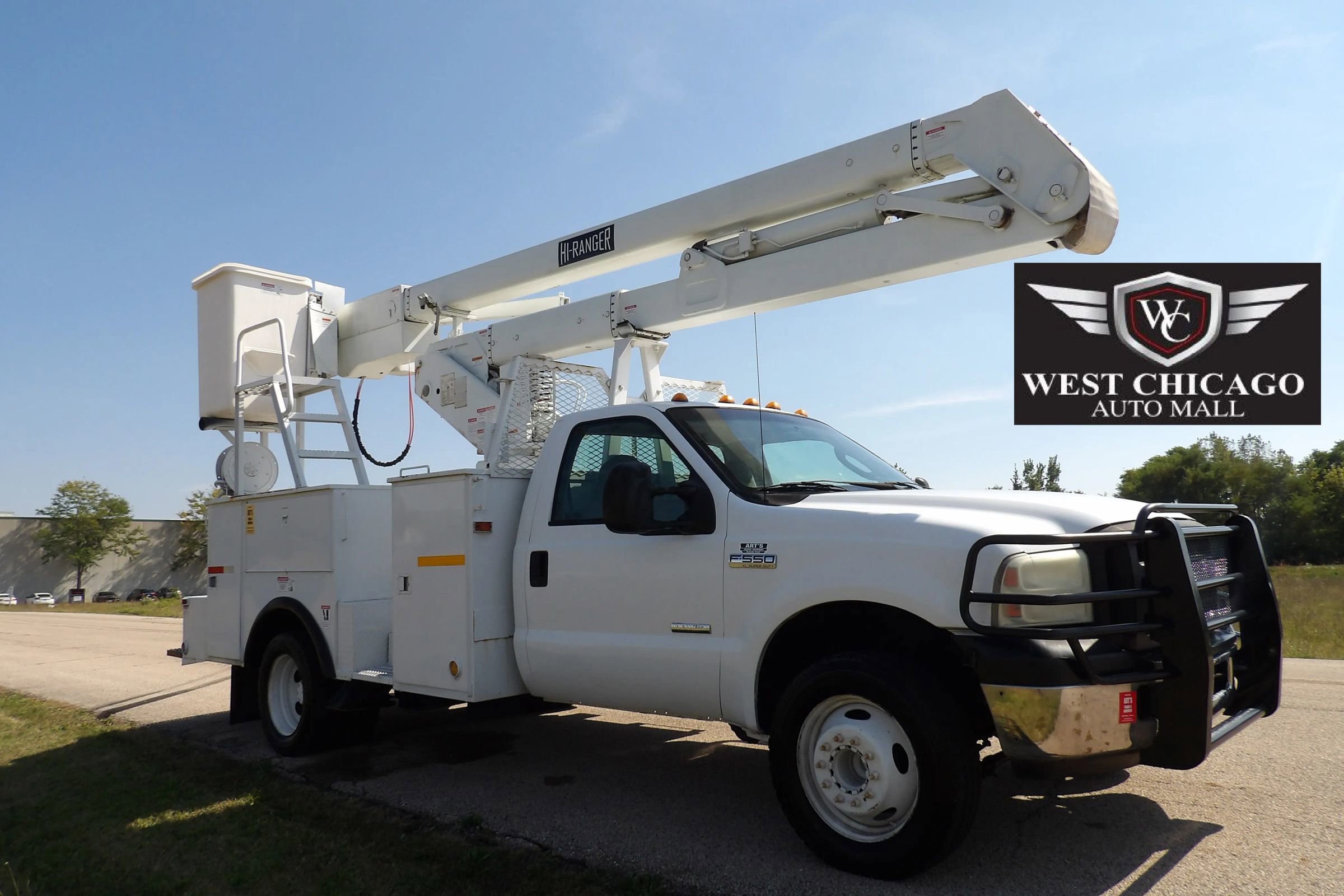 Used 2007 Ford F550 2WD Regular Cab Super Duty image 2