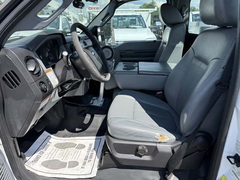 Used 2016 Ford F550 Luxury RWD image 36