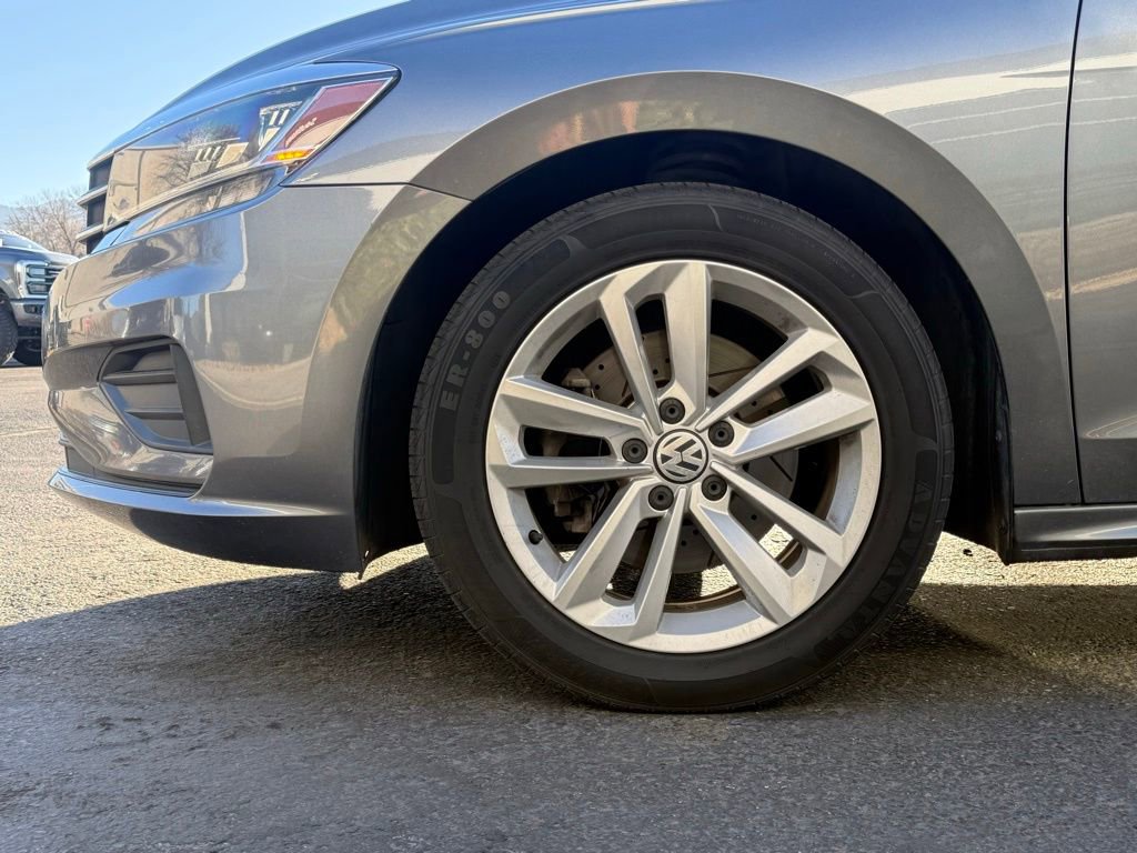 Used 2020 Volkswagen Passat 2.0T SE image 32