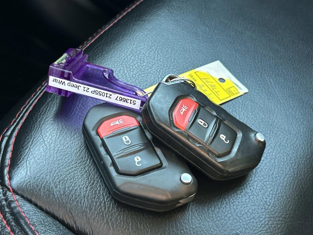 Used 2021 Jeep Wrangler Unlimited Rubicon image 32