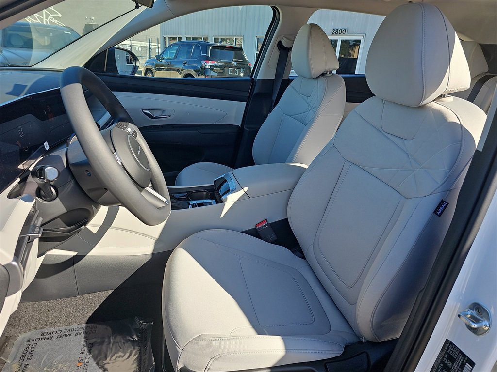New 2026 Hyundai Tucson SE image 14