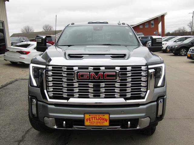 Used 2025 GMC Sierra 2500 Denali w/ Technology Package AWD/4WD image 13