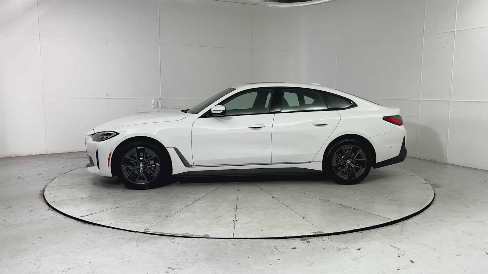 Used 2023 BMW i4 eDrive35 w/ Parking Assistance Package image 5