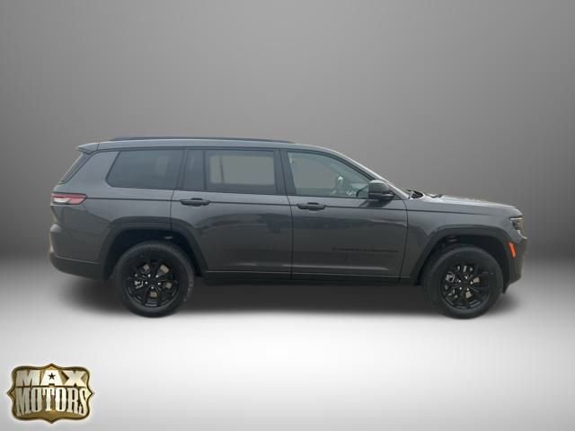 New 2025 Jeep Grand Cherokee L Altitude image 13