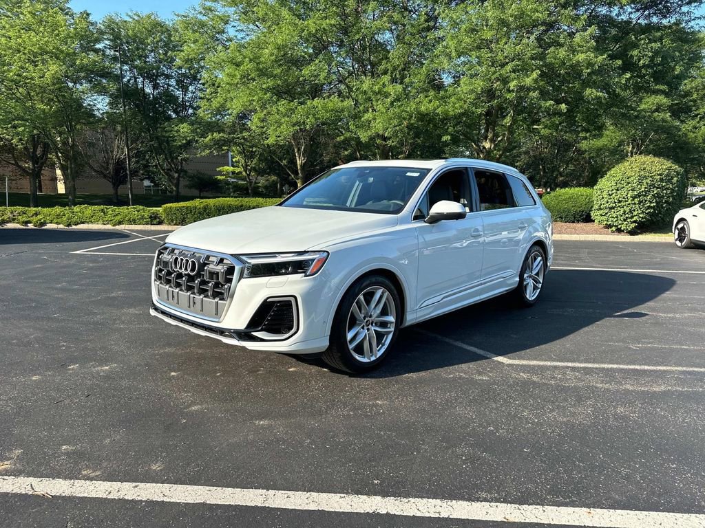 New 2025 Audi Q7 3.0T Premium Plus image 3