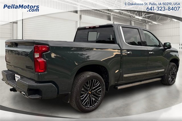 Used 2026 Chevrolet Silverado 1500 High Country image 3