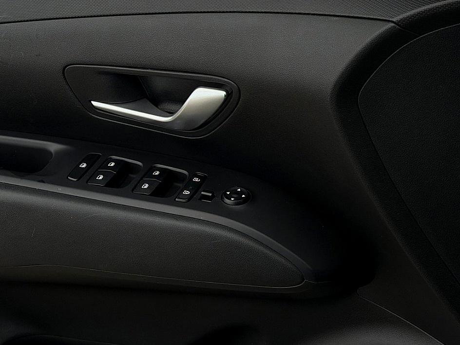 Certified 2022 Hyundai Santa Cruz SEL w/ Activity Package image 22