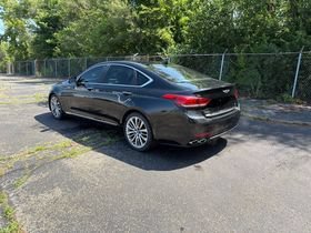 Used 2017 Genesis G80 5.0 Ultimate RWD image 2