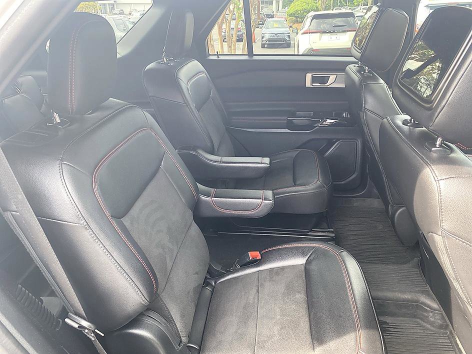 Used 2023 Ford Explorer ST-Line w/ Class IV Trailer Tow Package image 22