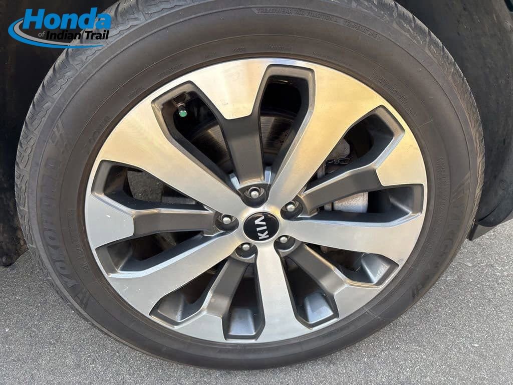 Used 2021 Kia Telluride EX w/ EX Premium Package image 8