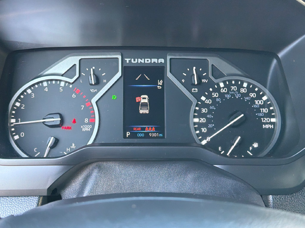 Used 2026 Toyota Tundra SR5 w/ SR5 Convenience Package AWD/4WD image 23