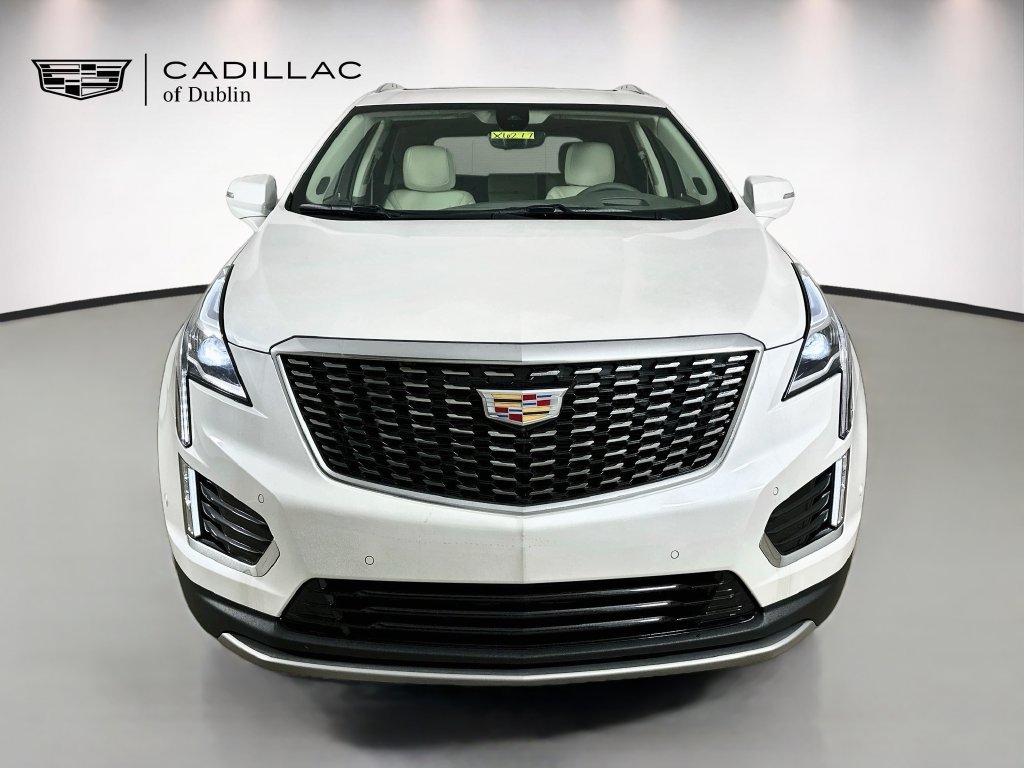 New 2026 Cadillac XT5 Premium Luxury w/ LPO, Floor Liner Package AWD/4WD image 2