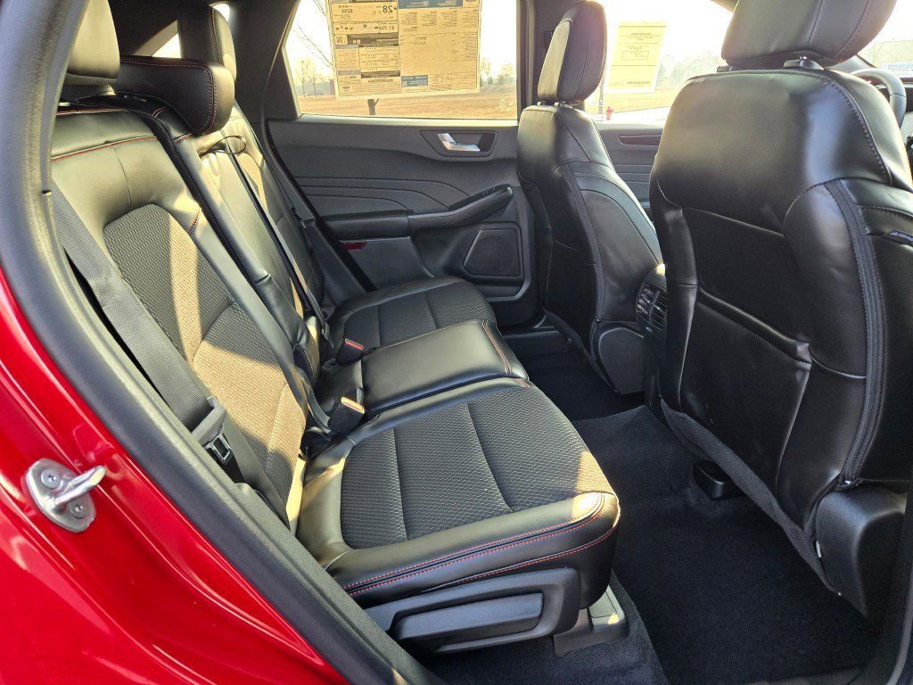 New 2026 Ford Escape ST-Line w/ Tech Pack #1 image 8