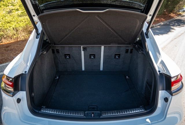 Used 2024 Porsche Macan T w/ Premium Plus Package image 20