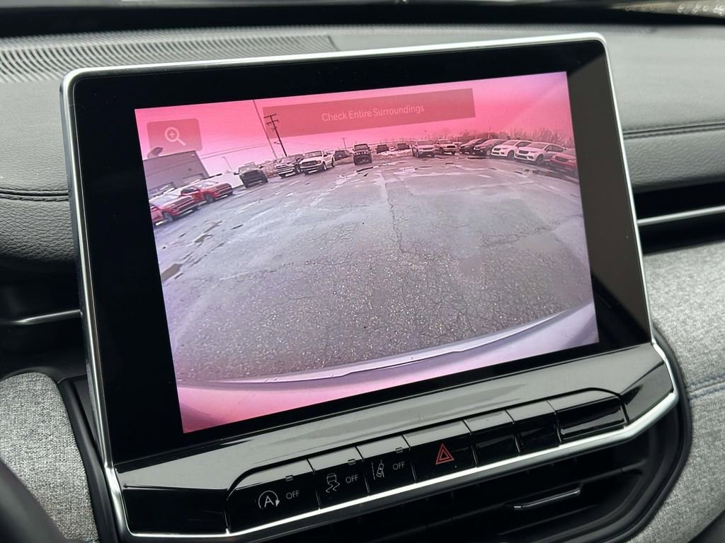 Used 2022 Jeep Compass Latitude w/ Convenience Group image 25