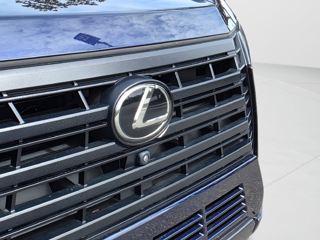 Used 2024 Lexus GX 550 w/ Accessory Package (31) AWD/4WD image 25