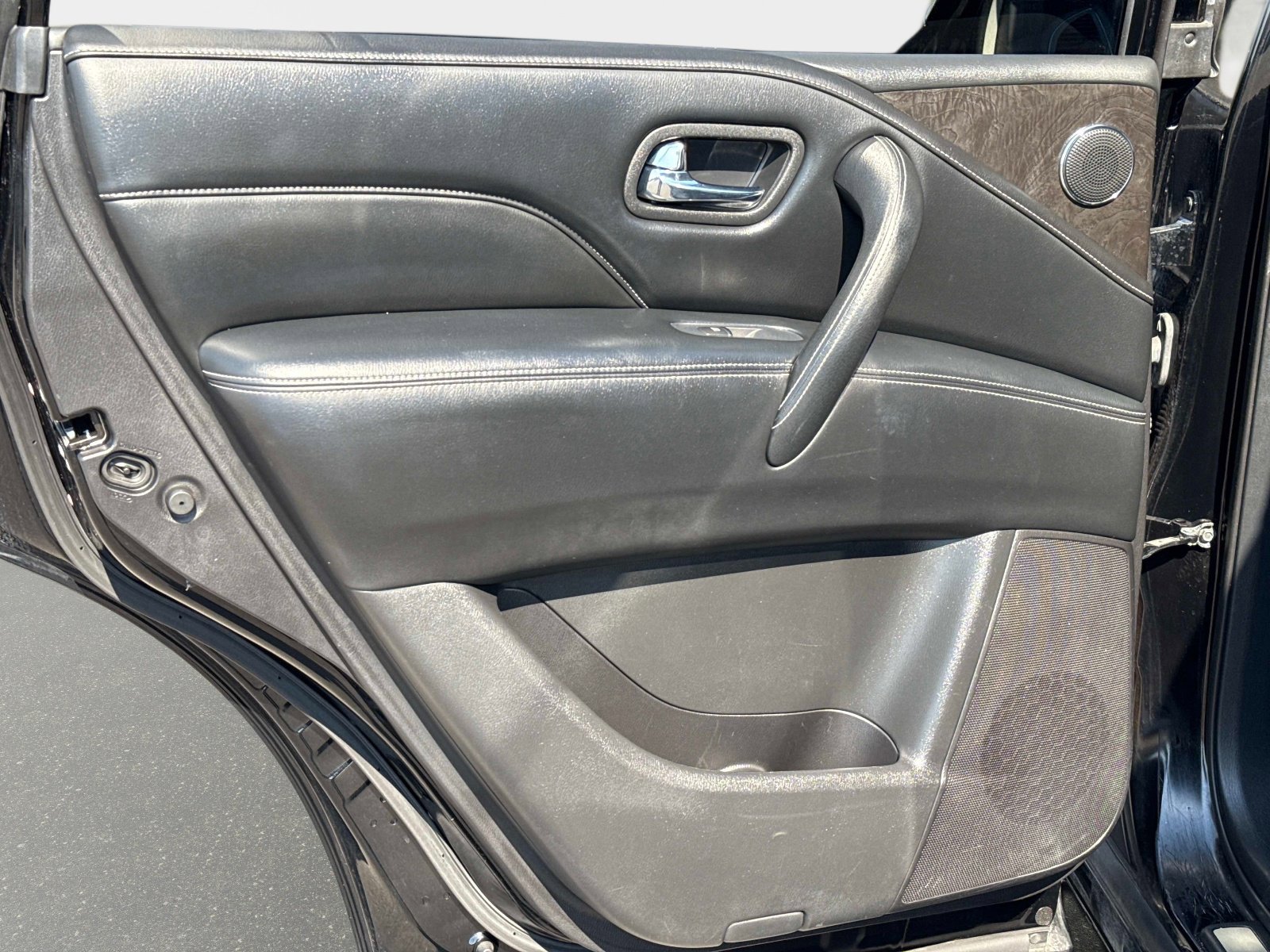 Used 2022 INFINITI QX80 Luxe AWD/4WD image 14