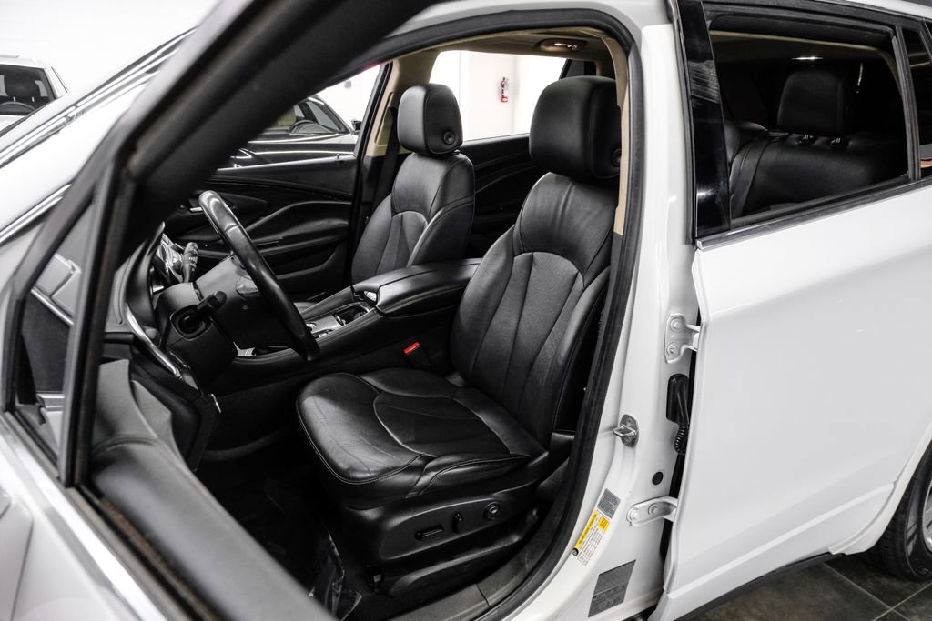 Used 2017 Buick Envision Essence FWD image 35
