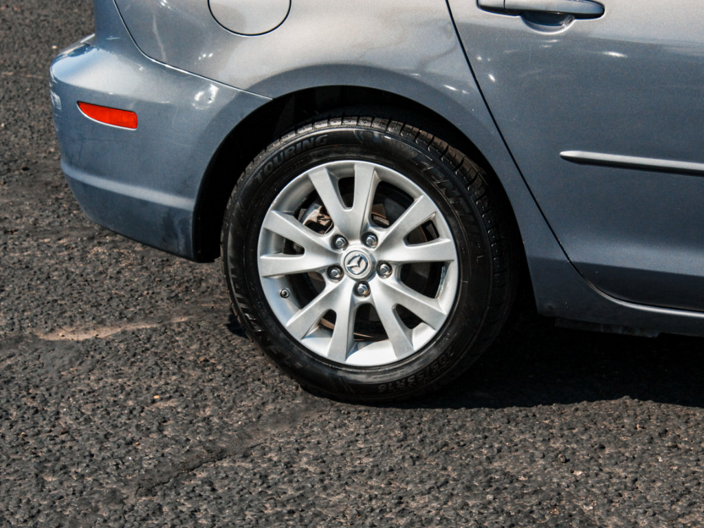 Used 2007 MAZDA MAZDA3 s Sport FWD image 4