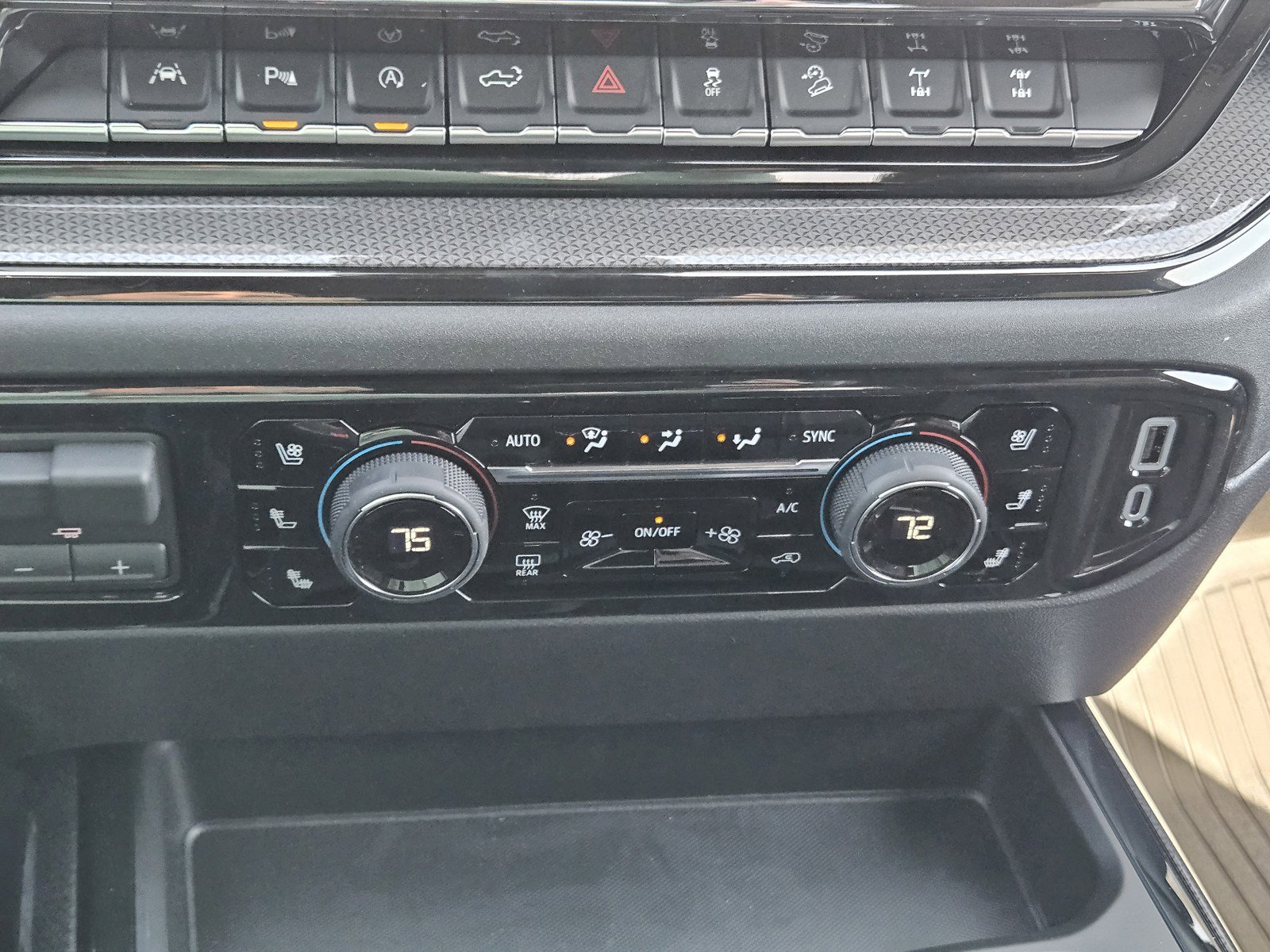 New 2026 Chevrolet Silverado 1500 ZR2 w/ ZR2 Bison Edition image 14