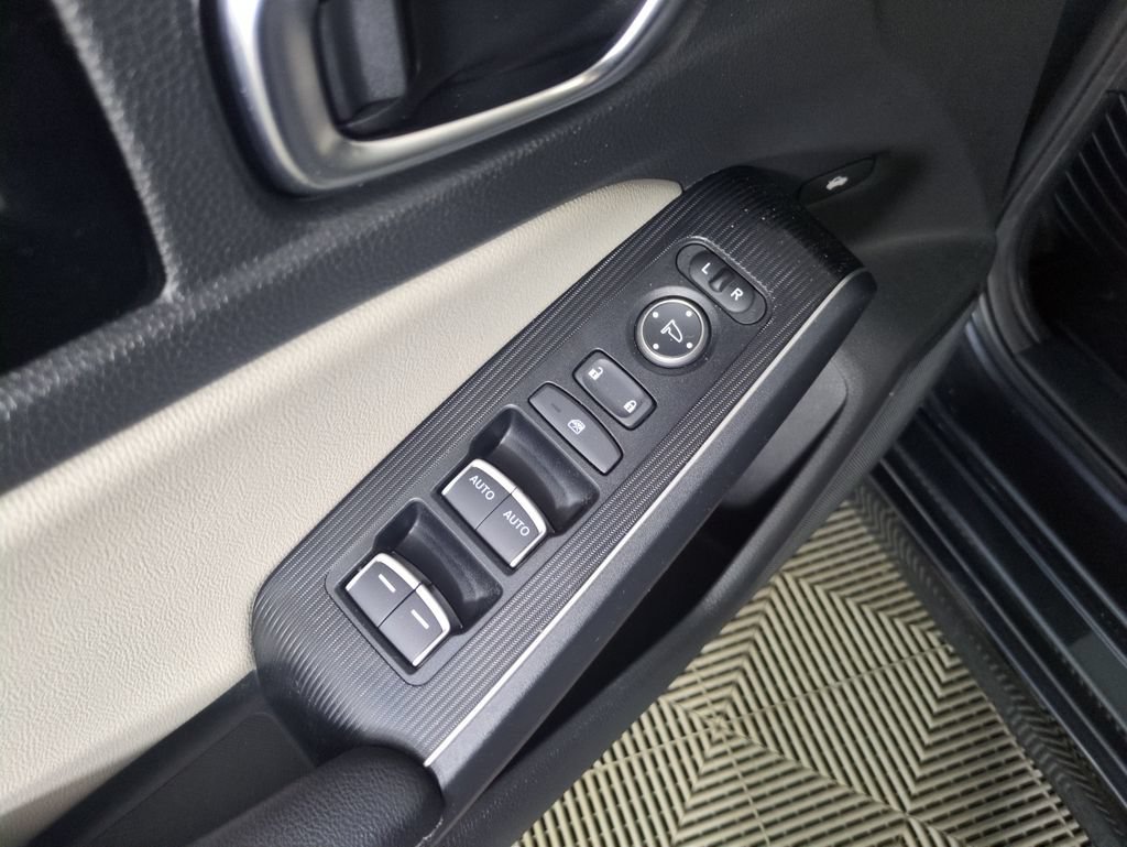 Certified 2024 Honda Civic Touring image 15