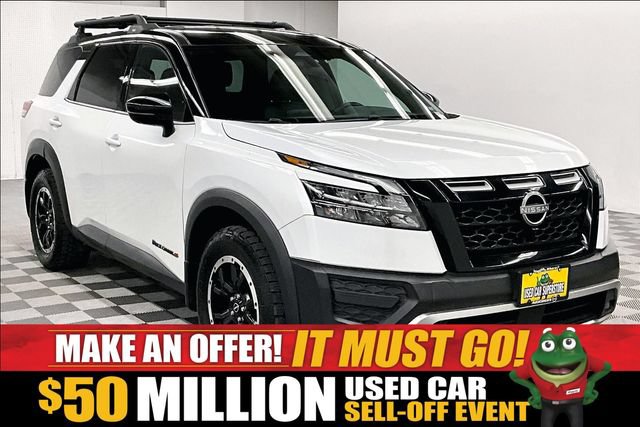 Used 2025 Nissan Pathfinder Rock Creek AWD/4WD image 1