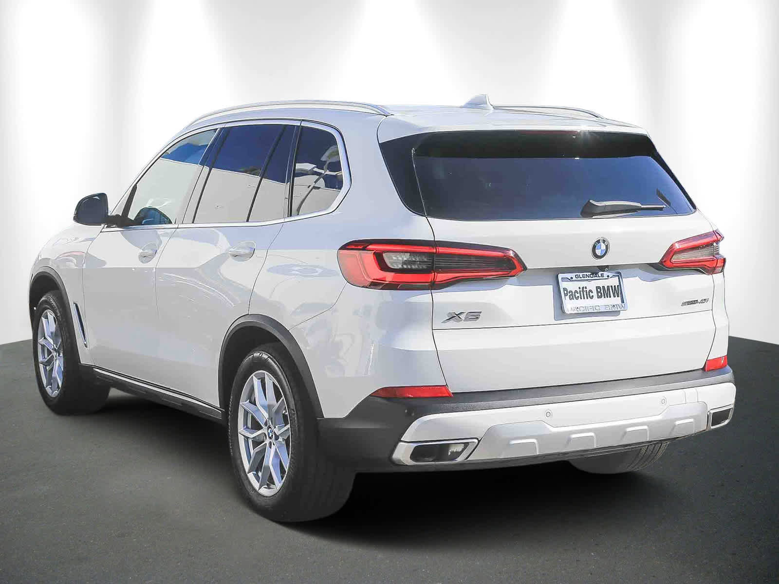 Used 2020 BMW X5 sDrive40i image 4